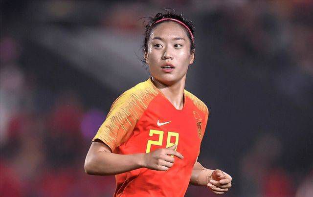 年轻妈妈的性秘密2020
